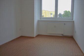 Nabízíme pronájem pěkného bytu 2+kk (41,8m2) v 5. nadzemním 