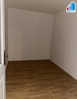 Nabízíme k prodeji prostorný byt v osobním vlastnictví o pův