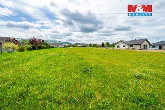 Prodej pozemku k bydlení o celkové výměře 2564 m² v k.ú. Neb