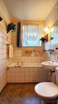 Nabízíme k prodeji byt o výměře 49 m² v klidné části obce Lo