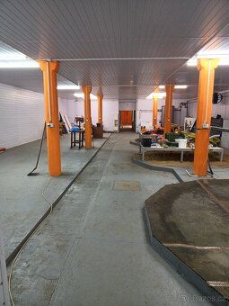 Prodám Kramolínský ranč – multifunkční budova o výměře 2.280