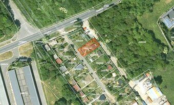 Prodej bio zahrady s dřevěnou chatkou, 189 m² v osobním vlas