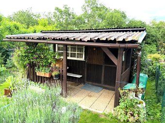 Prodej bio zahrady s dřevěnou chatkou, 189 m² v osobním vlas