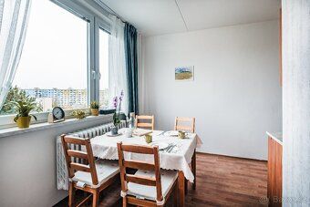 Pronájem bytu 2+1 v krásné, klidné lokalitě (tichá ulice i v
