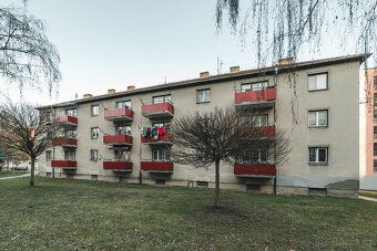 Nabízíme k prodeji prostorný byt o dispozici 3+1 a užitné pl