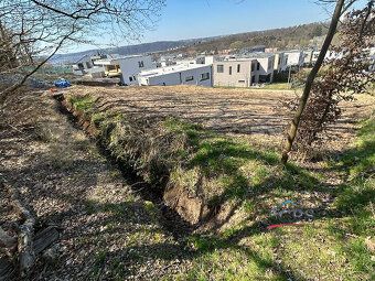 Nabízíme k prodeji stavební pozemek o celkové výměře 1007 m2