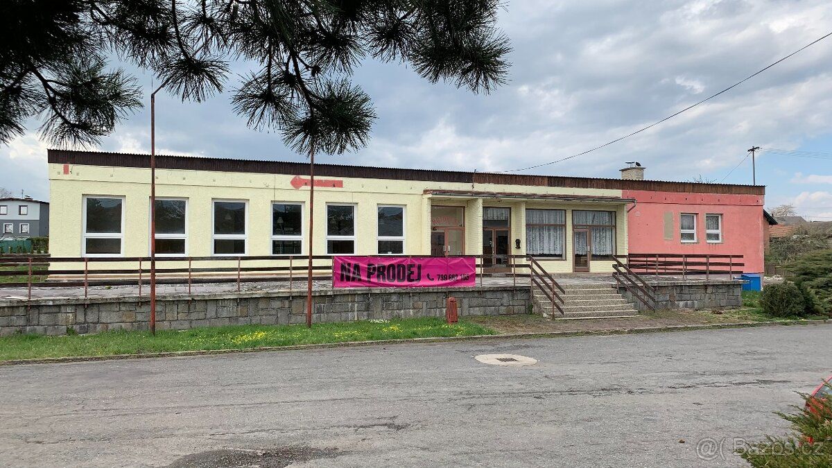 Nabízíme k prodeji komerční nemovitost - bývalý Motorest v o