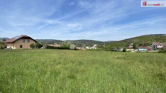 Prodej pozemku k bydlení 1 169 m² v klidné části obce Kamýk 