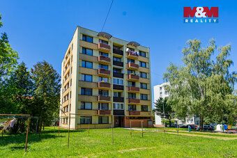 Nabízíme byt o dispozici 3+1 v 1. patře a výměře 65 m², kter