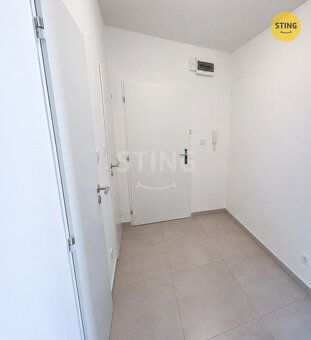 Nabízíme k prodeji světlý a vkusně zrekonstruovaný byt v oso