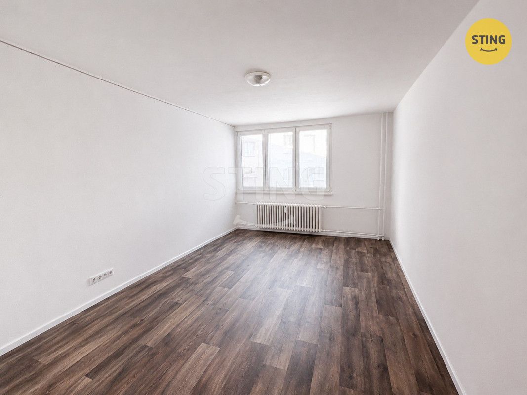 Nabízíme k prodeji světlý a vkusně zrekonstruovaný byt v oso