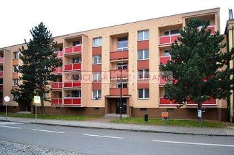 Nabízíme k prodeji světlý a vkusně zrekonstruovaný byt v oso