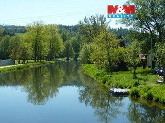 Prodám pozemek č. 733/1 o výměře 3525m2 a pozemek č. 2199 o 