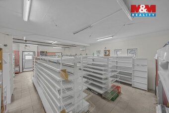 Nabízíme k prodeji obchodní prostor v malebném městě Teplice