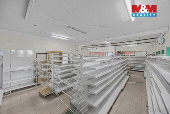 Nabízíme k prodeji obchodní prostor v malebném městě Teplice