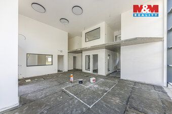 Nabízíme k prodeji soubor komerčních nemovitostí s dlouholet