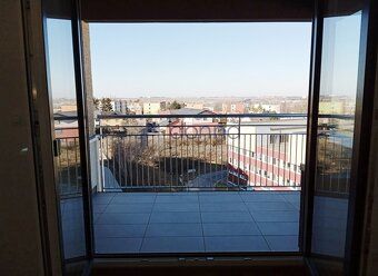 Nabízíme k pronájmu nový, prostorný byt 2+kk, s lodžií o plo