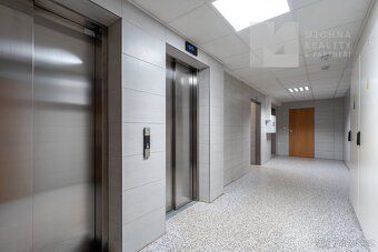 Ev.č. 110060 V zastoupení vlastníka nemovitosti Vám nabízíme