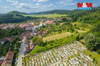 Nabízíme k prodeji atraktivní pozemek o celkové výměře 3 601