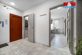 Nabízíme k prodeji byt 2+1 o užitné ploše 65 m², nacházející