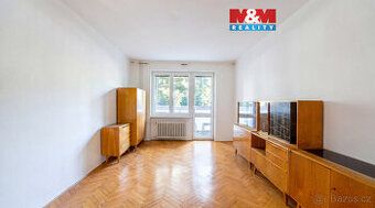 Nabízím Vám k prodeji byt o dispozici 2+1 a podlahové ploše 