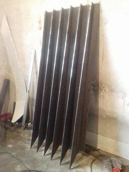 Prodám nařezaný materiál na konstrukci haly 10x20x4,5m vhodn