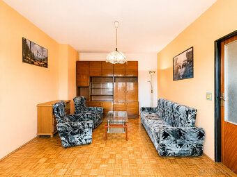 Prodej bytu 2+1 s balkonem k rekonstrukci dle vlastních před