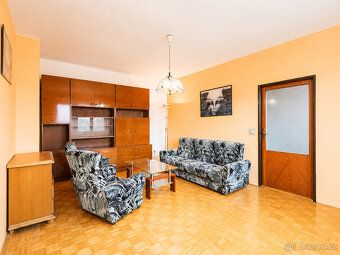 Prodej bytu 2+1 s balkonem k rekonstrukci dle vlastních před
