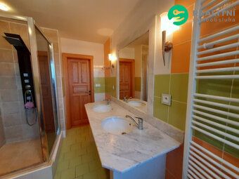 Bungalov (bezbariérový zděný RD) se dvěma bytovými jednotkam