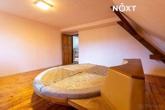 Prostorný rodinný dům 197 m² s garáží a potenciálem, Lužná u