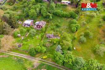 Nabízíme k prodeji krásnou zahradu o rozloze 623 m², nacháze
