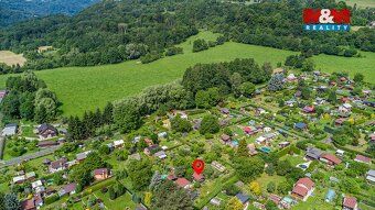 Prodej chaty o velikosti 16 m2 se zahradou o rozloze 471 m2 