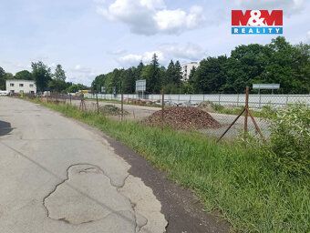 Pronájem provozních ploch 2 407 m² v klidné části Rychnova n
