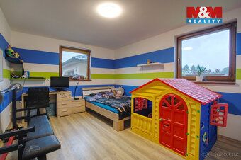 Exkluzivně nabízíme moderní, samostatně stojící rodinný dům 