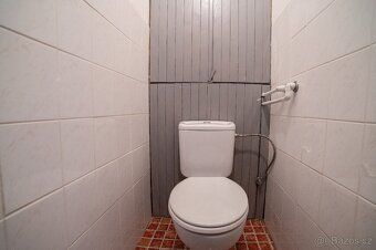 Nabízím k pronájmu byt 2+1 s balkonem v bytovém domě v ulici