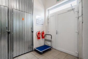 Ev.č. 00250 Samoobslužné skladovací boxy k pronájmu v lokali