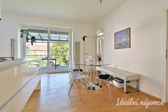 Nabízíme k pronájmu výjimečný byt na adrese Šmejkalova v Brn