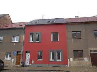 Pronajmu 4-pokojový byt o velikosti ca 95 m2 + velká lodžie 