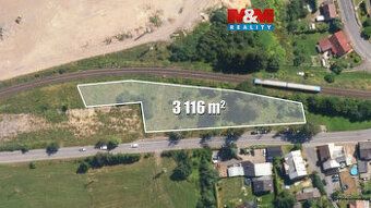 Prodám stavební pozemek,813m2,/městská voda,elektřina,slunný