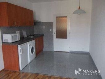 Pronájem světlého, kompletně vybaveného bytu 1+kk (30 m²) Pr