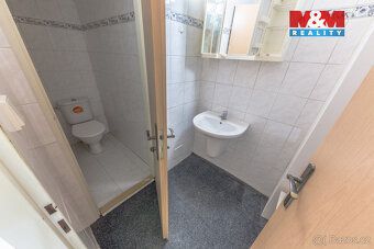 Nabízíme k prodeji zajímavou komerční nemovitost v žádané lo