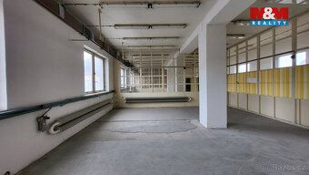 Nabízíme k pronájmu skladovací nebo výrobní prostory v průmy