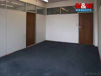 Nabízíme k pronájmu komerční prostory v Ústí nad Orlicí o ro
