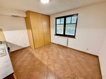 Nabízím k dlouhodobému pronájmu nově zrekonstruovaný apartmá