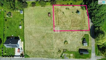 Nabízíme k prodeji krásný pozemek o rozloze 2812 m², situova