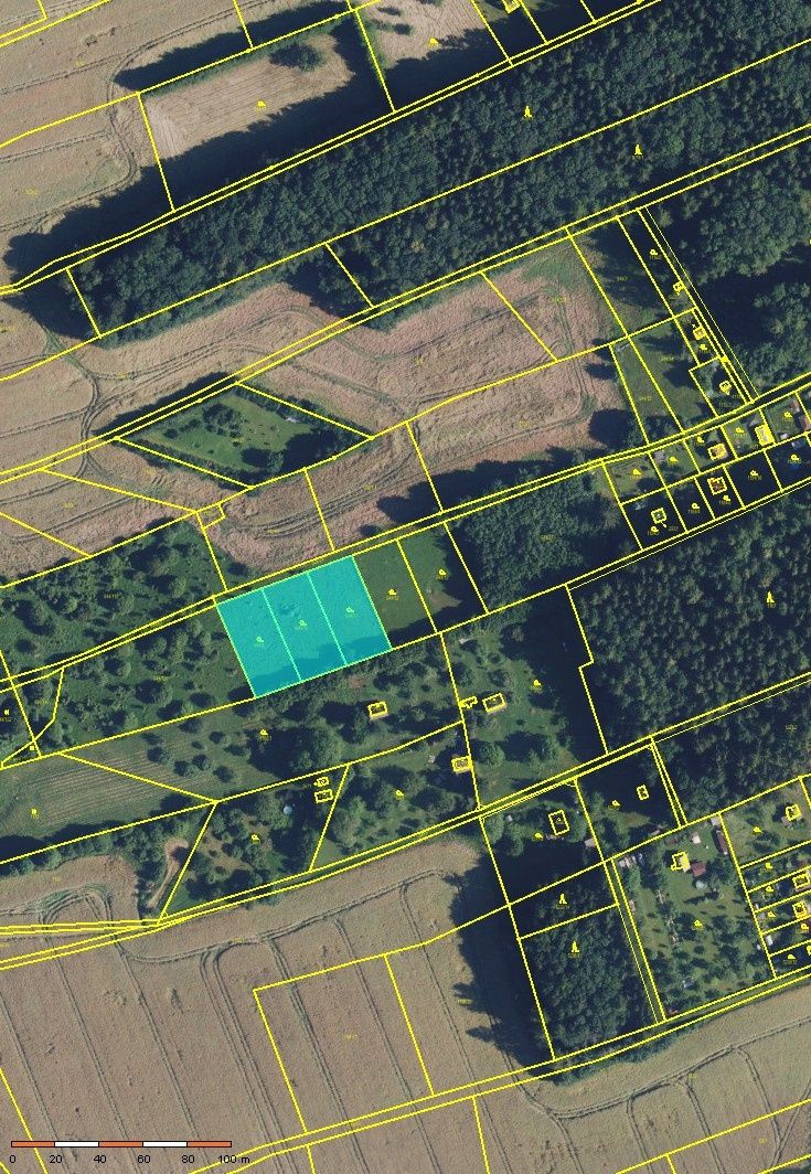 K prodeji tři samostatné parcely 3011 m2. Parcelní číslo - p