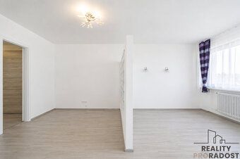 Nabízím k prodeji kompletně zrekonstruovaný byt o dispozici 