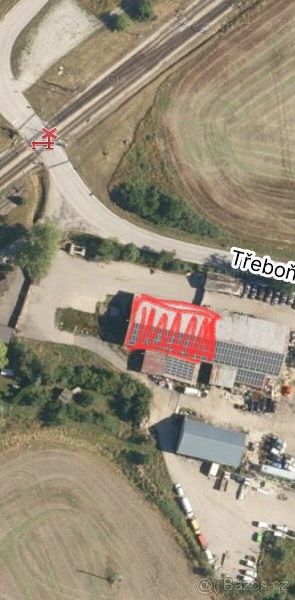 Nabízíme k pronájmu zateplenou halu po rekonstrukci 245m². K