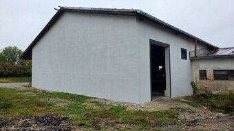 Nabízíme k pronájmu zateplenou halu po rekonstrukci 245m². K