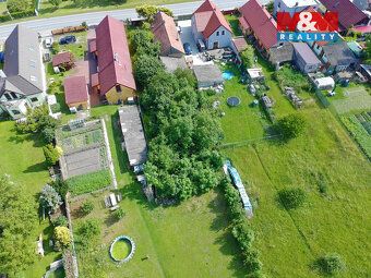 Nabízíme vám rodinný dům v klidné části obce Budiměřice urče